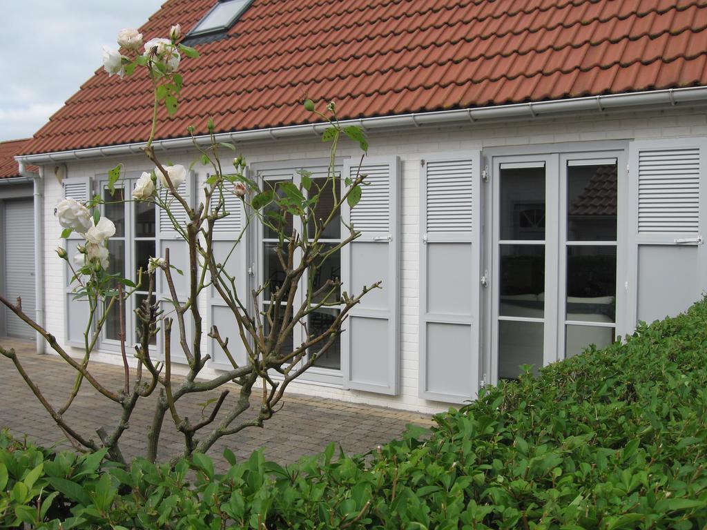 Floris'Home De Haan Bagian luar foto